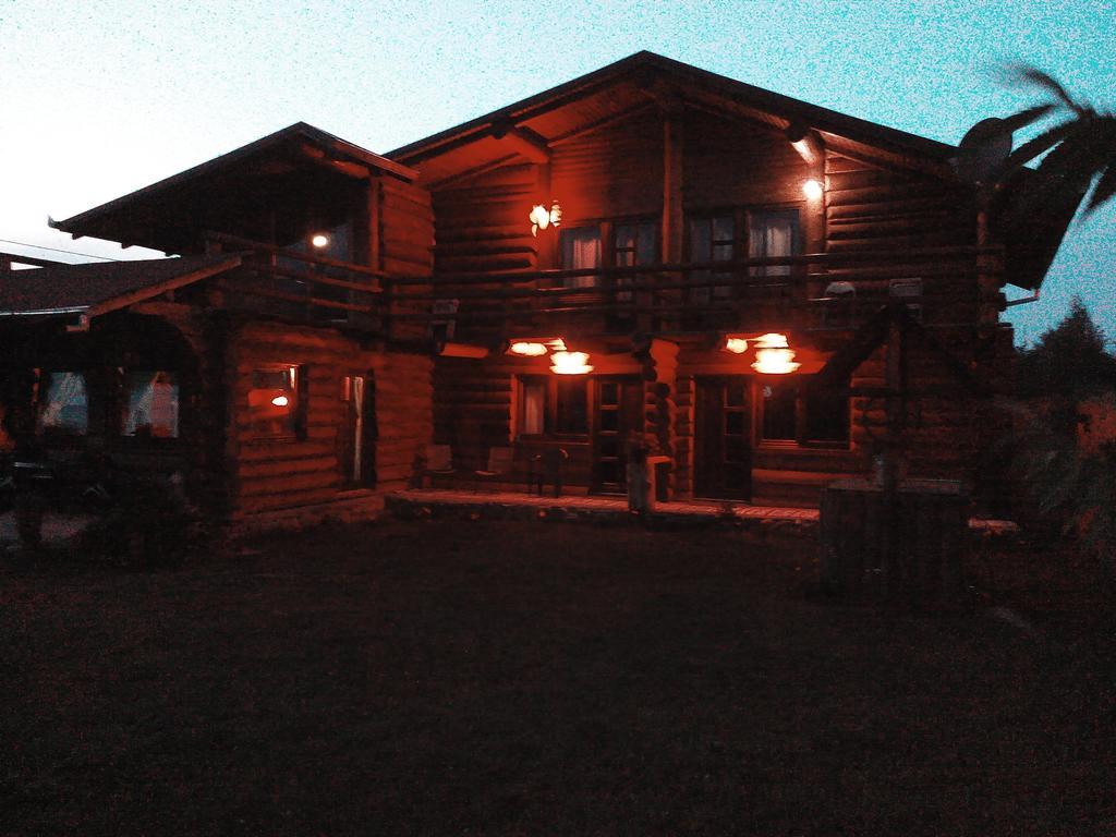 Maison d'hôtes Casa Muntelui - Sambata à Sîmbăta de Sus Extérieur photo